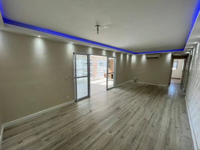 #AP1095 - Apartamento para Venda em Santos - SP - 2