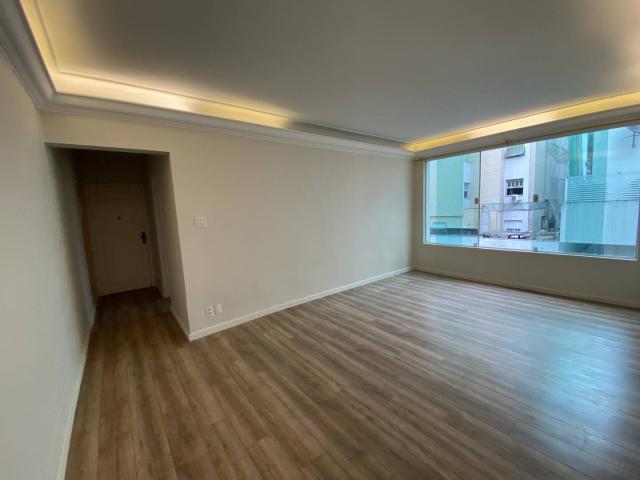 #Loctolenti - Apartamento para Venda em Santos - SP