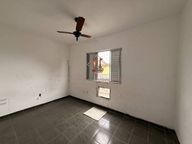 #110 - Apartamento para Venda em São Vicente - SP - 2